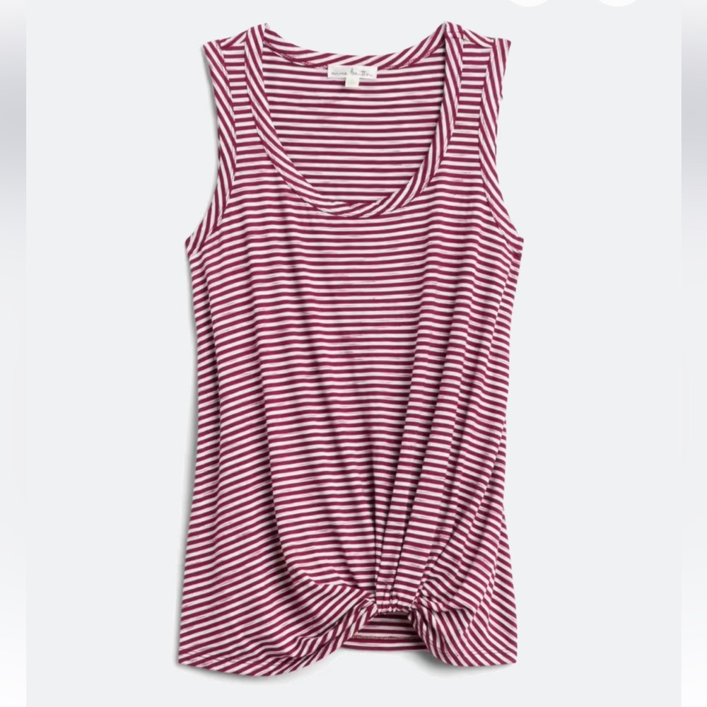Nine Britton Red and White Knot Front Knit Top